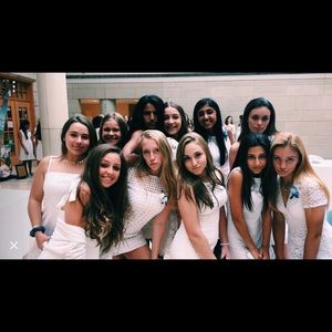 Meet your Posher, Ella